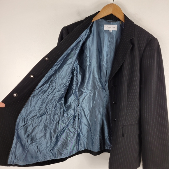 Calvin Klein Pinstripe Single Breasted Toggle Twist Button Notch Lapel Blazer - Picture 7 of 9